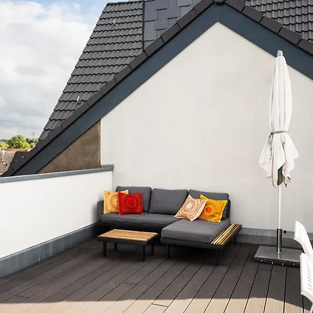 Apartment Ruhiges Mit Dachterrasse *